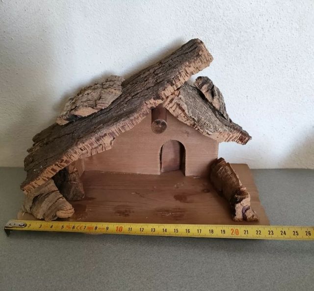 Presepe vintage con capanna