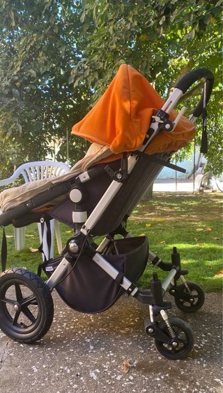 Carro bugaboo naranja. PRECIO NEGOCIABLE