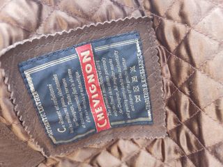 Cazadora de piel Chevignon