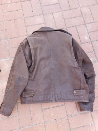 Cazadora de piel Chevignon