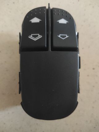 Botonera eléctrica FORD FOCUS