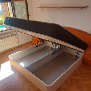 VENTA URGENTE: CANAPES ABATIBLES Y COLCHONES