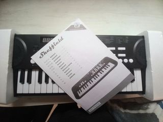 Teclado eléctrico Sheffield.