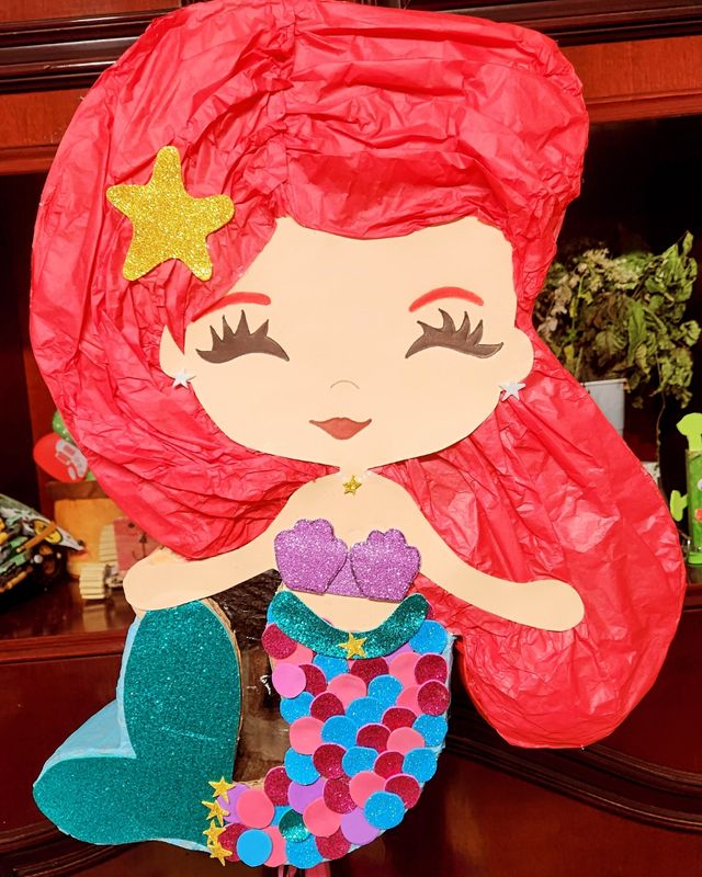 Sirena Piñata