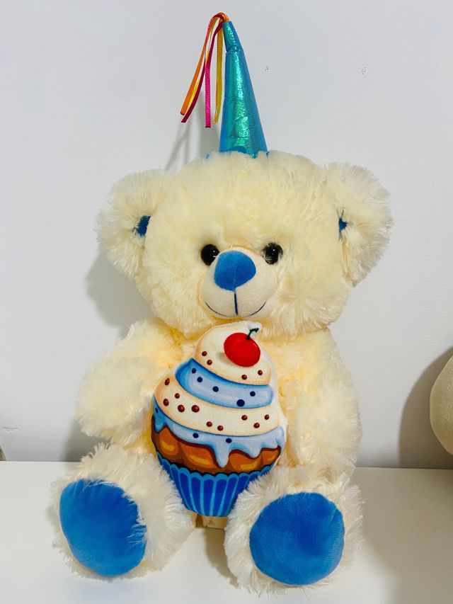 Peluche para cumpleaños