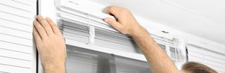 Instalación de persianas aislantes