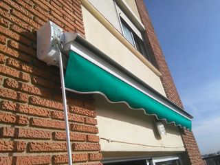 Instalación de toldos aislantes