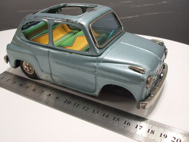 Fiat 600 - Bandai
