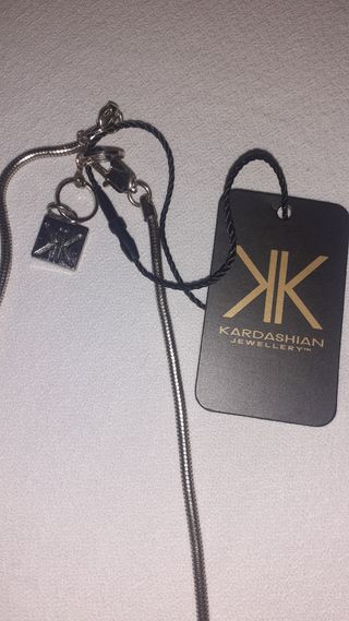 Collar de las Kardashian nuevo