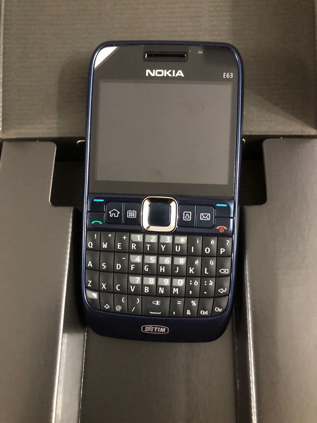 Cellulare Nokia E63