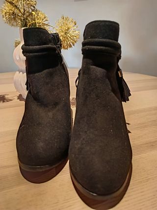 Botas bajas de ante Alta Moda