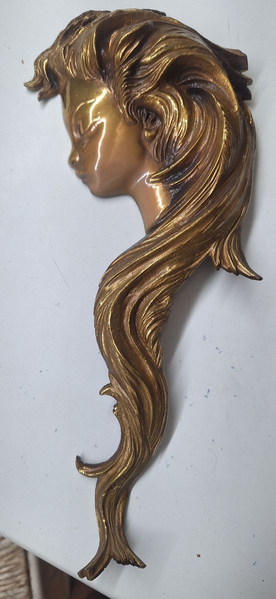 Decorazione del busto