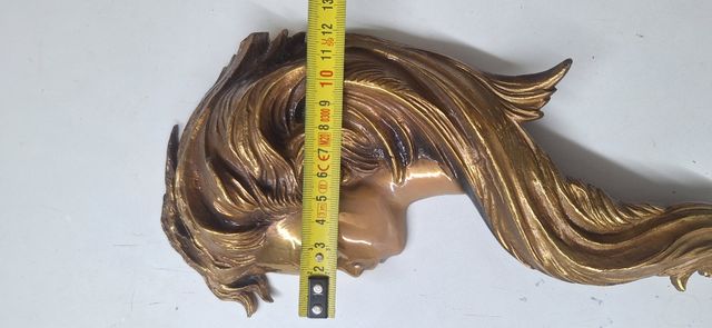 Decorazione del busto