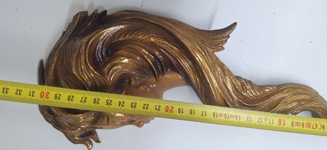 Decorazione del busto