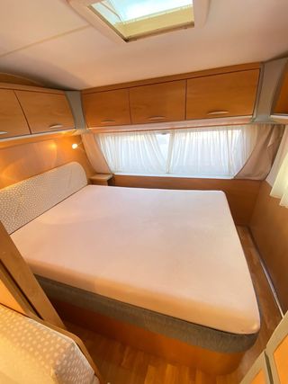 Caravana cama isla aire mover 