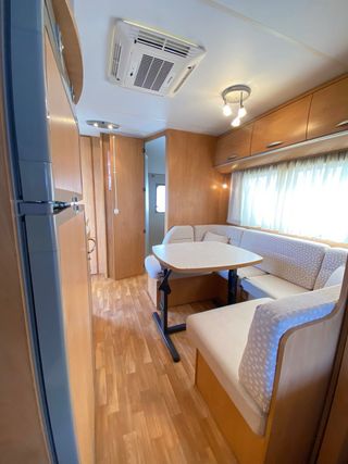 Caravana cama isla aire mover 
