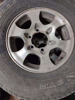 Llantas 15 pulgadas Mitsubishi montero 