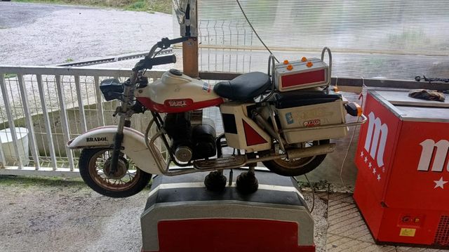 Moto eléctrica de moneda