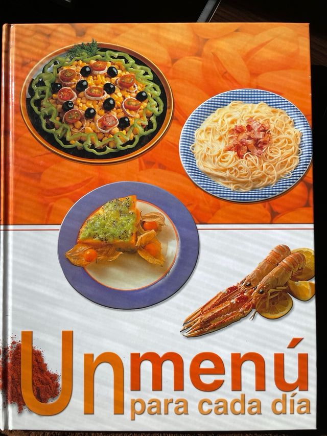 Libro con 93 menús completos