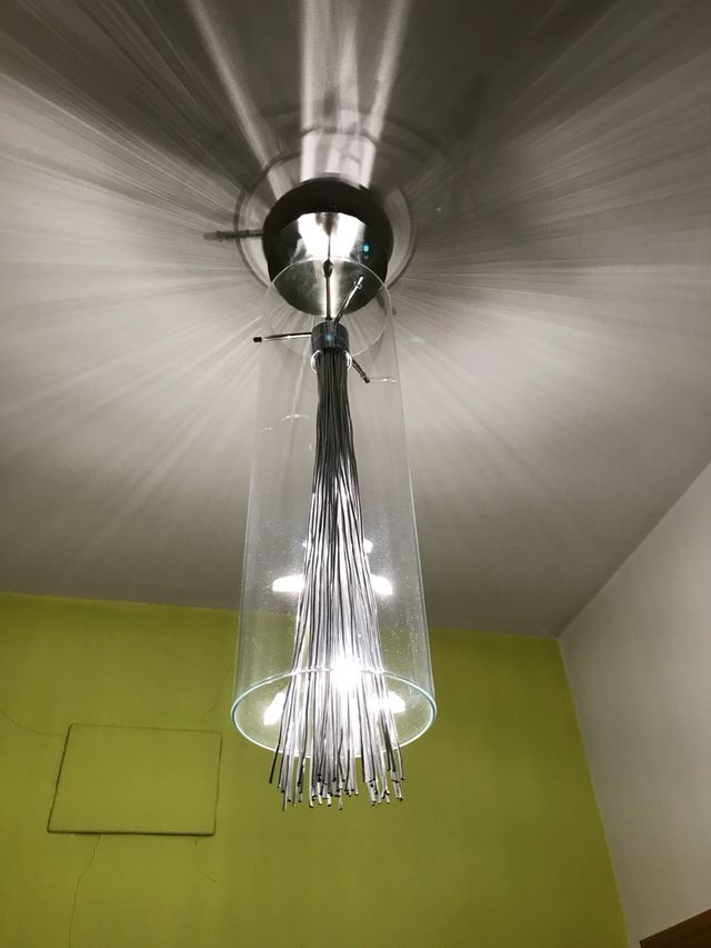 Lámpara en cristal. Estilo moderno