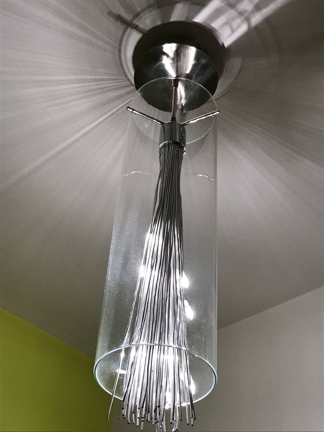 Lámpara en cristal. Estilo moderno