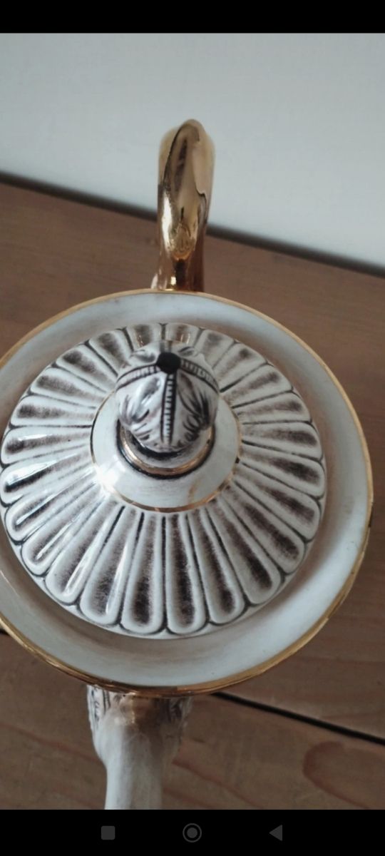 Teiera e zuccheriera in ceramica