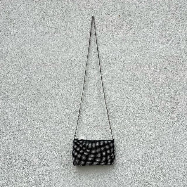 Borsa con brillantini Stradivarius.