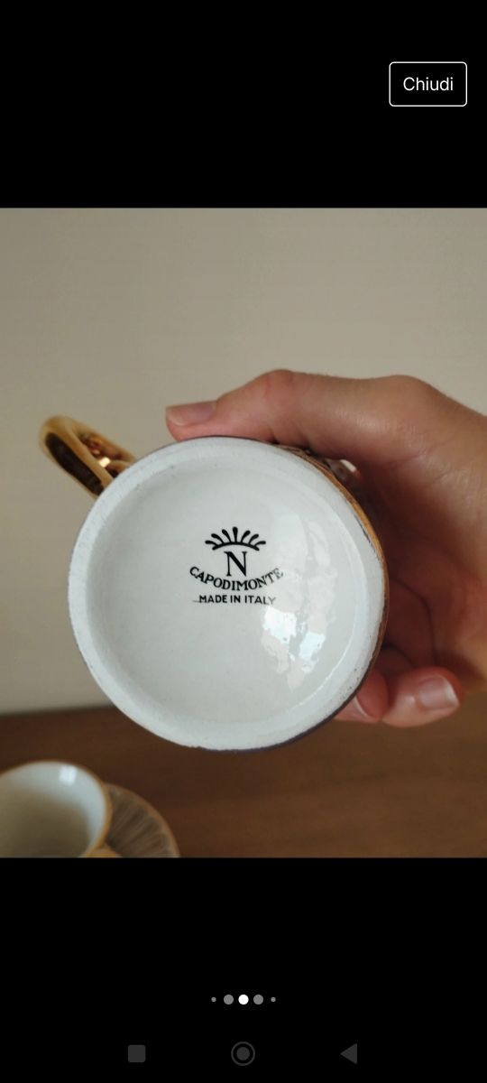 Tazze in ceramica di Capodimonte