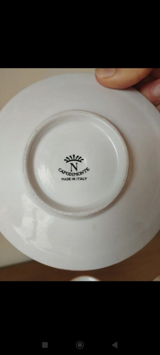 Tazze in ceramica di Capodimonte