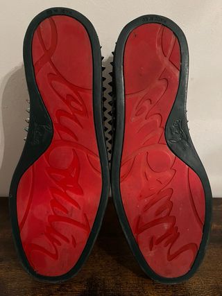 Christian Louboutin mocasines de piel