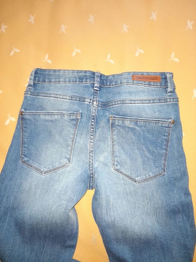 Pantalón vaquero  de chic@