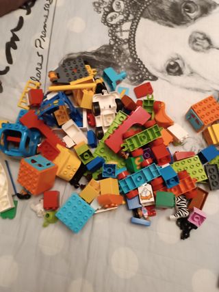 Piezas de lego de pequeños