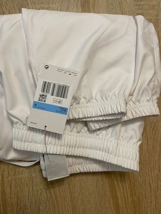 Nike Sportswear blancos