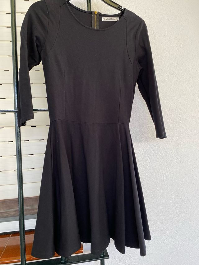 Vestido negro pull&bear