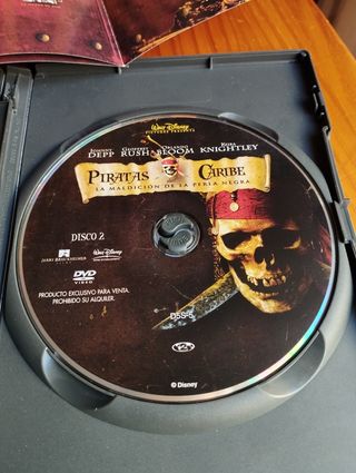 DVD Piratas del Caribe: La maldición de la Perla.
