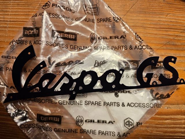 Targhetta scritta ant Vespa GS originale