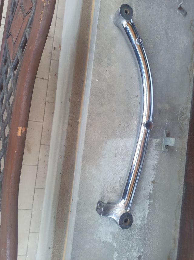 Barra pedana sx intruder vs 1400 