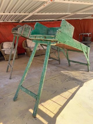 Zarandas de madera de gran tamaño.