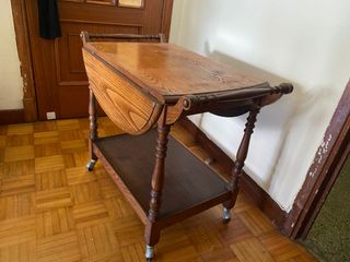 Carro antiguo de madera.