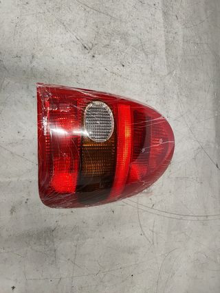 🟢PILOTO TRASERO DERECHO OPEL CORSA B '94