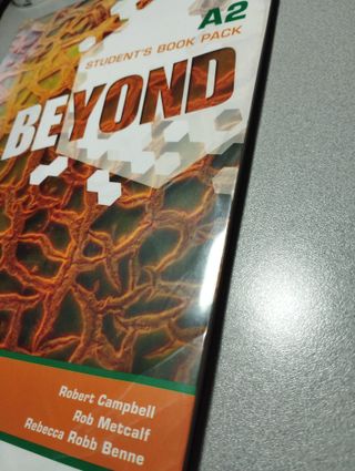 Libro inglés BEYOND A2 Student's book