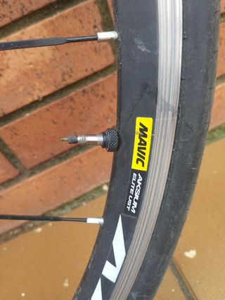 Rueda mavic ciclismo carretera