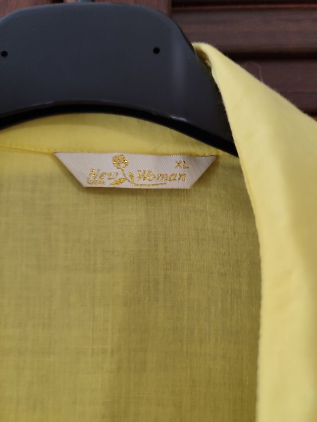 Camisa larga amarilla