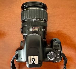 Camara digital CANON EOS 450D con dos objetivos