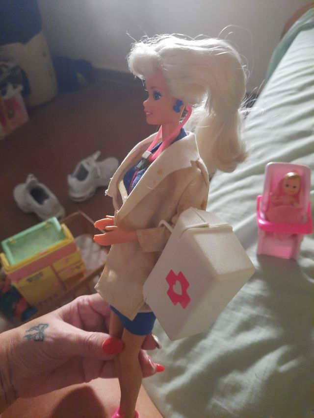 Barbie doctora