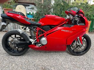 Ducati 749