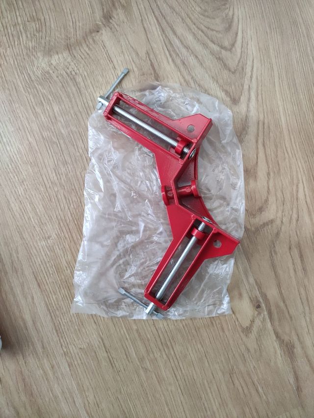 Staffa di giunzione in legno