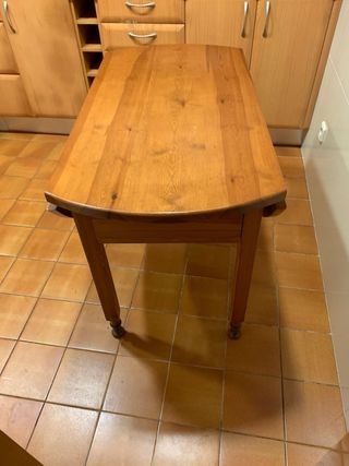 Mesa de comedor pino