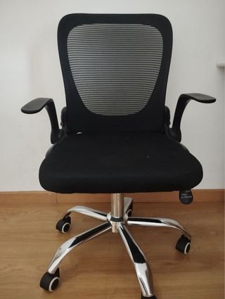 Silla de escritorio con ruedas