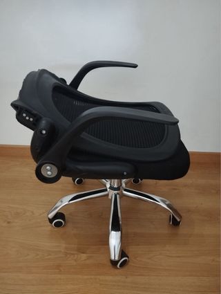 Silla de escritorio con ruedas